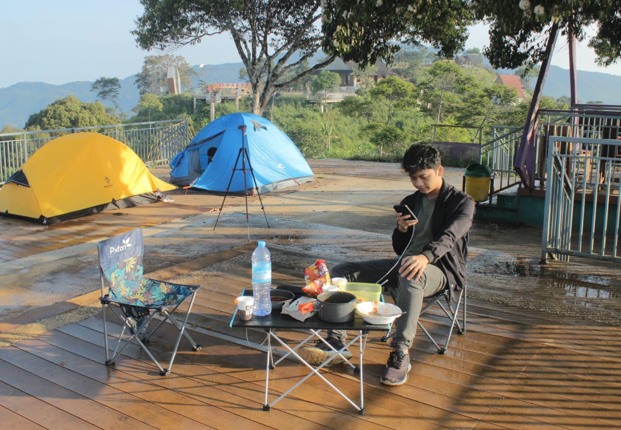 Cocok untuk Libur Akhir Tahun, Ngecamp Asik di Gunung Kendeng