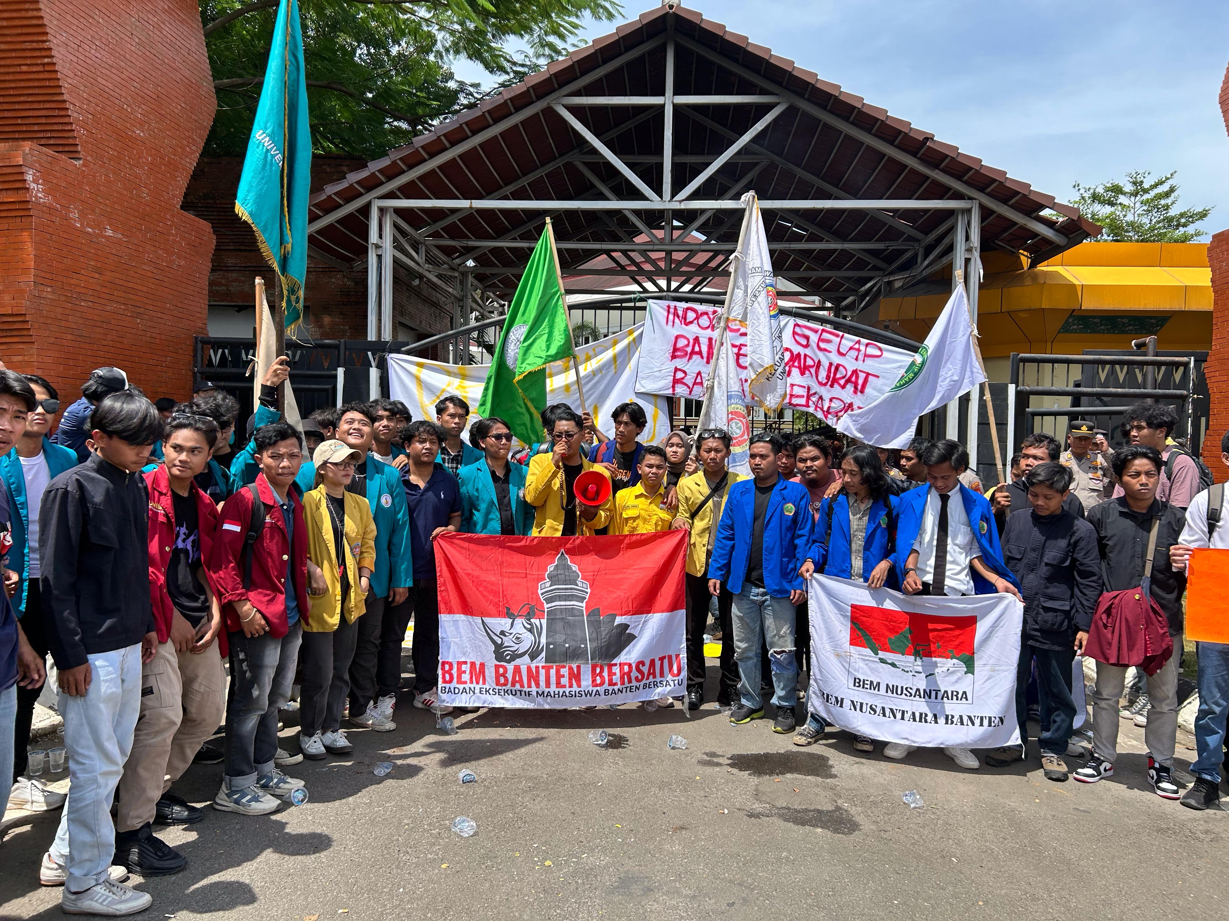 MK Putuskan Ulang Pilkada Serang : BEM Banten Bersatu Desak Presiden Copot Kemendes