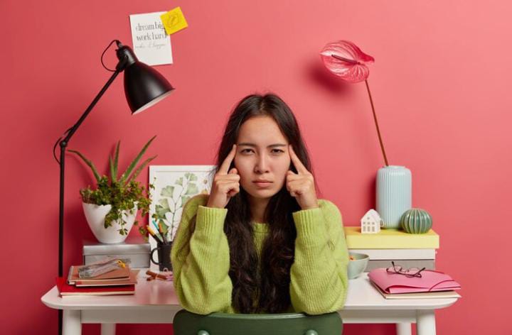 Apa Itu Quarter Life Crisis, Inilah Cara Menghadapi Agar Tetap Waras