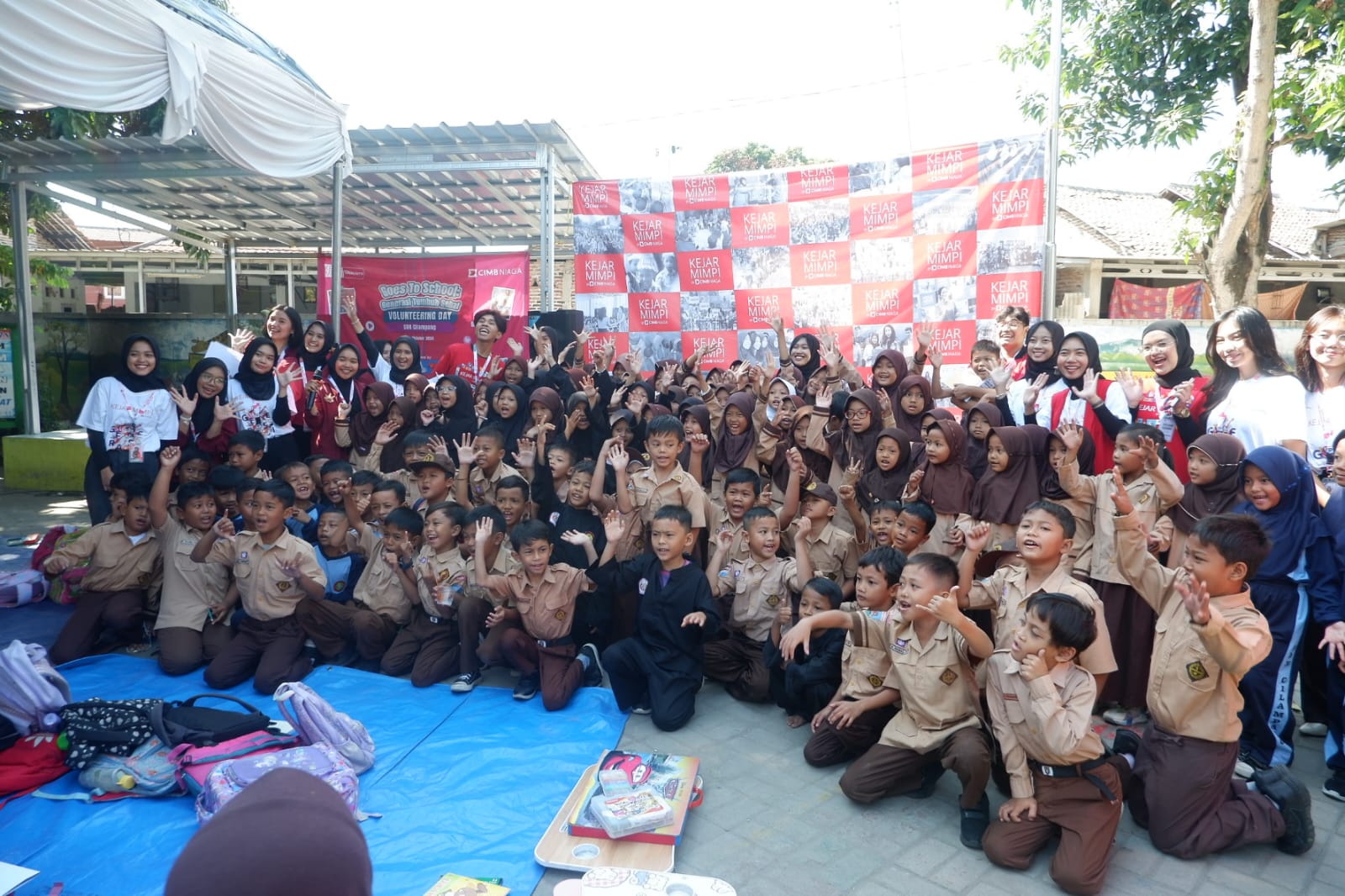 Komunitas Kejar Mimpi Serang Gelar Project Kejar Mimpi Goes To School Serentak di 35 Sekolah di Indonesia