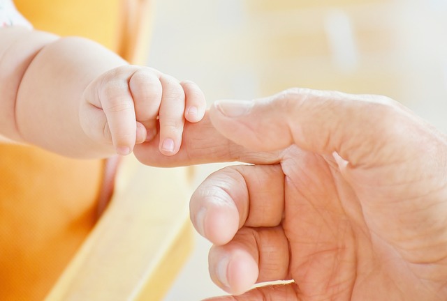 Kesalahan Umum dalam Merawat Newborn yang Harus Dihindari Demi Kesehatan dan Keamanan Si Kecil