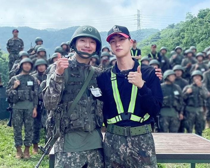 Jin BTS Update, Kasih Kabar ke ARMY