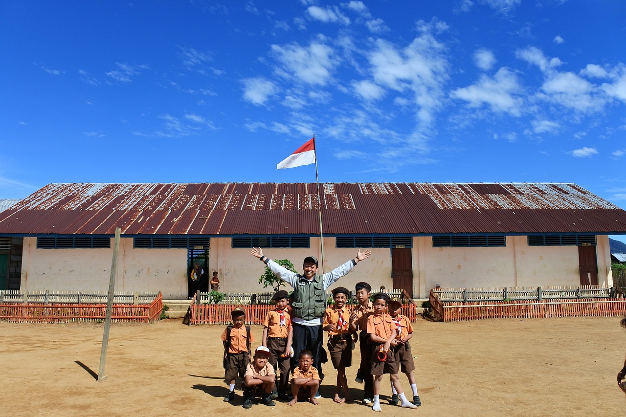 Provinsi dengan Kepadatan Penduduk Tertinggi di Indonesia 2024, Banten Tiga Besar