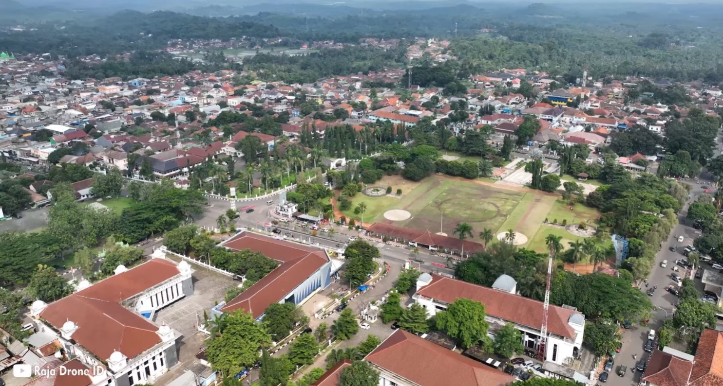 Cuaca Adem dan Pemandangan Gunung yang Indah, Ini Profil Singkat Kabupaten Pandeglang