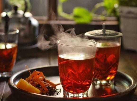 Konsumsi Wedang Uwuh Jika Perut Kamu Kembung dan Bisa Meredakan Sakit Tenggorokan Loh