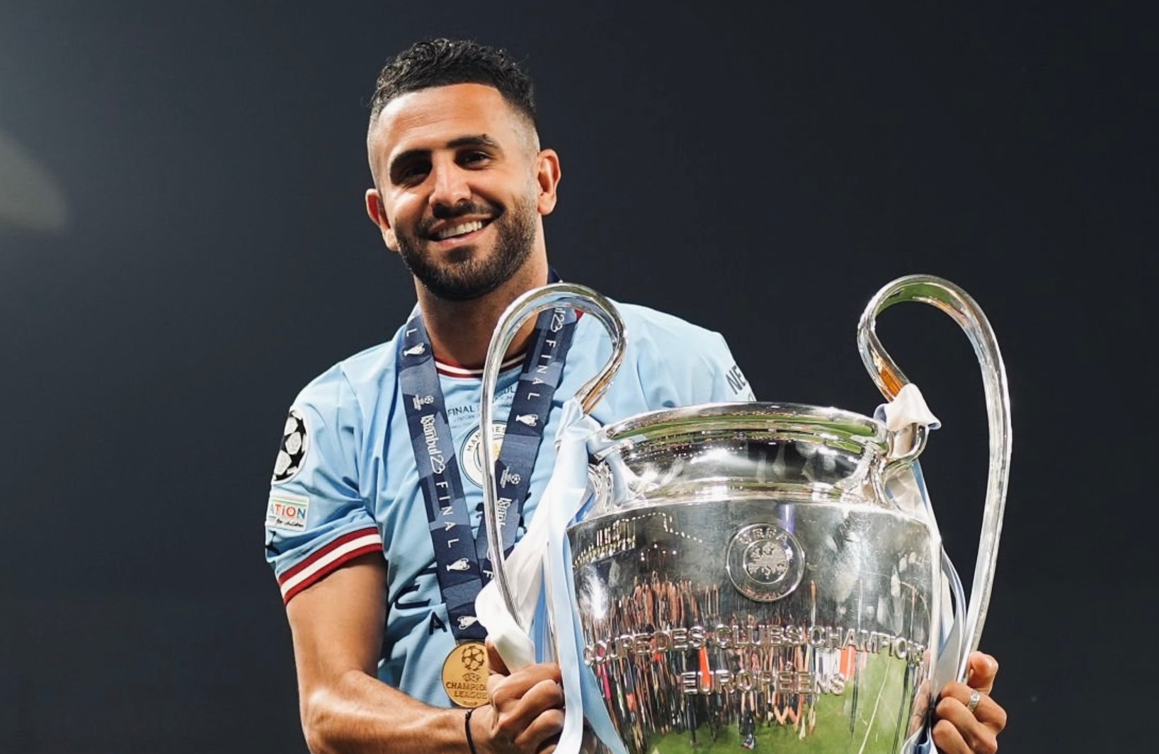 Manchester City Galau Riyad Mahrez Terus Digoda Al Ahli