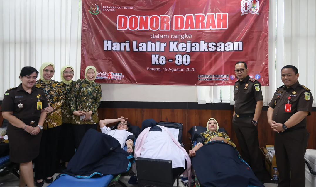 Kejati Banten Gelar Donor Darah dalam Rangka Perayaan Hari Lahir Kejaksaan