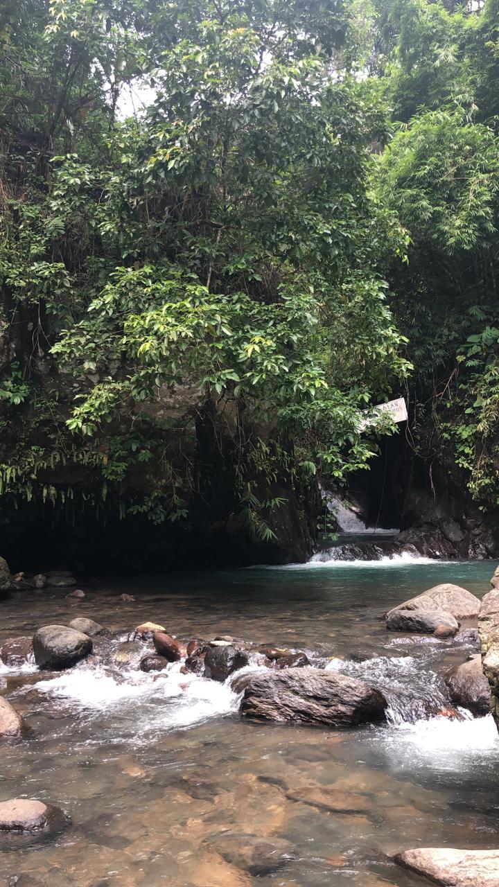 Ini Rute Menuju Wisata Curug Mangrod. Bisa Mampir ke Bukit Waruwangi