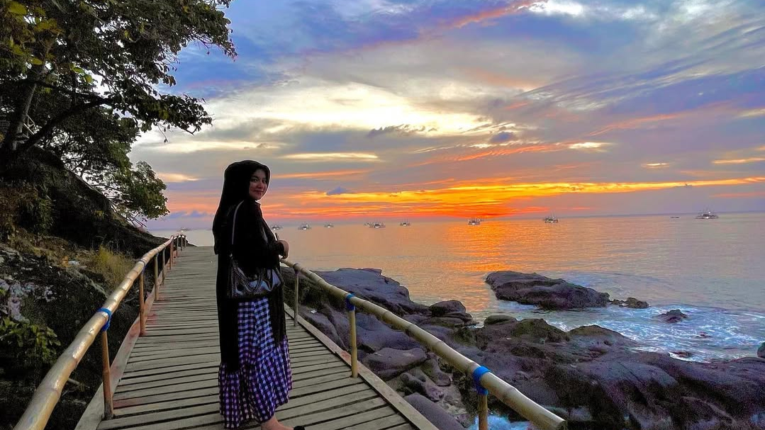 Rekomendasi Pantai di Pandeglang untuk Kaum Mendang-mending