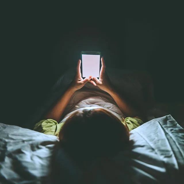 Fast Response Dikira Murahan, Slow Response Bikin Si Dia Mundur Perlahan