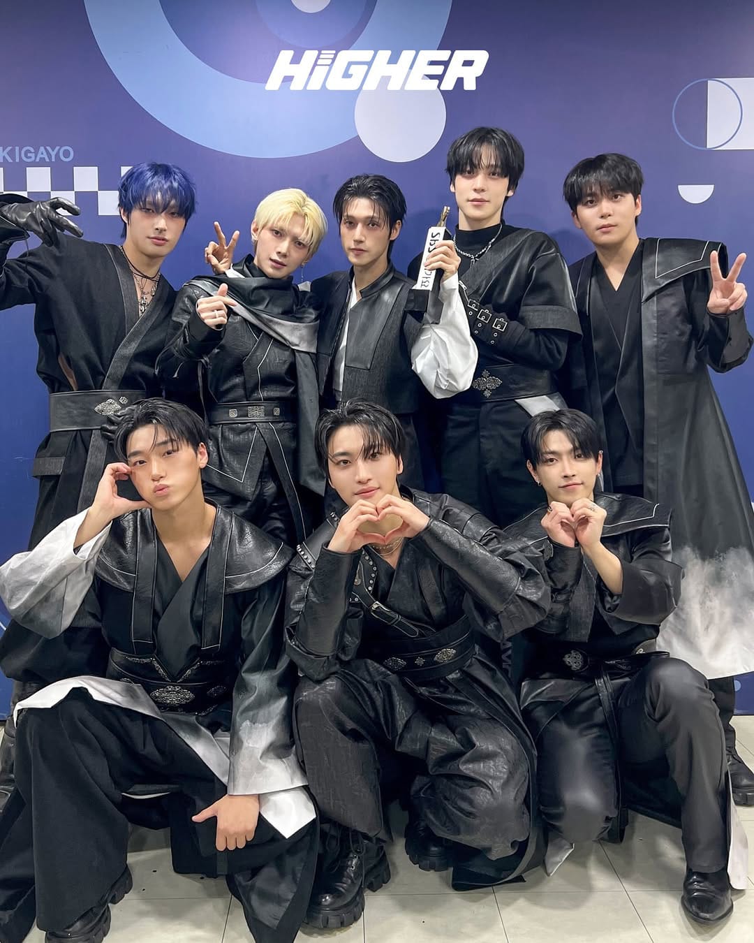Gebrakan Baru! ATEEZ Ajak ATINY Menyelami Sisi Berkilau Lewat ‘GOLDEN HOUR’