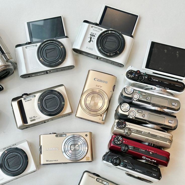 Kamera Digital Jadul Hits di TikTok, Foto Retro Ramai Digandrungi