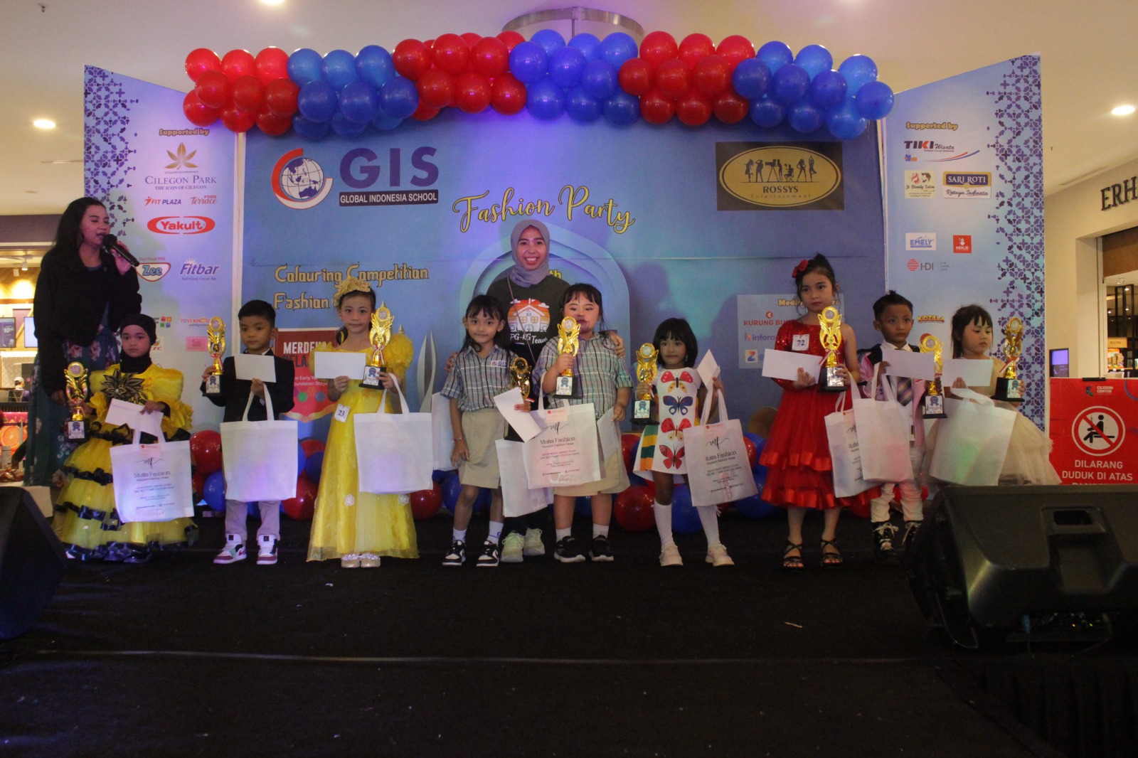 TK Global Indonesia x Rossy's Entertainment  Gelar Fashion Show Party