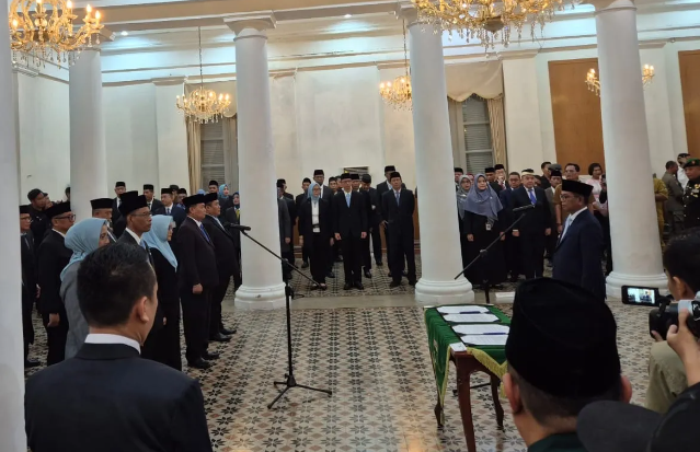 Daftar 23 Pejabat Pemprov Banten yang Resmi Dilantik Gubernur Andra Soni