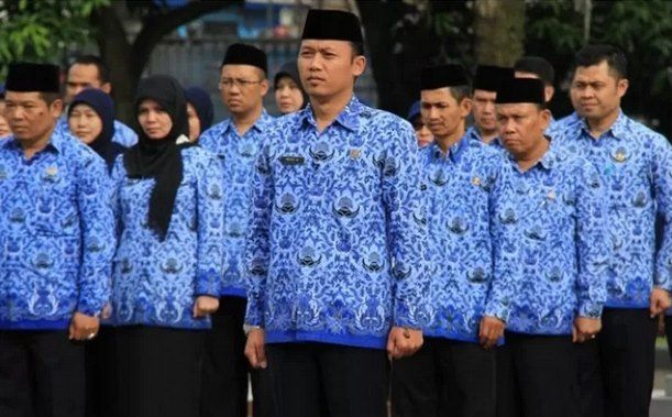 Kontrak Diperpanjang, Tapi Status Masih Abu-Abu: PPPK Paruh Waktu Cemas Menanti Kepastian