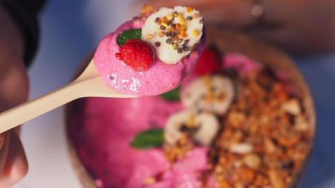 Resep Smoothie Bowl Sehat Hanya 3 Bahan, Bisa Dicoba di Rumah
