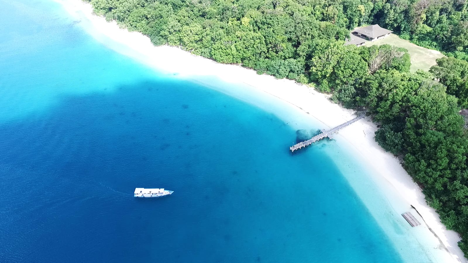Wisata Pulau Peucang Pandeglang, Situs Warisan Dunia yang Hidden Gem
