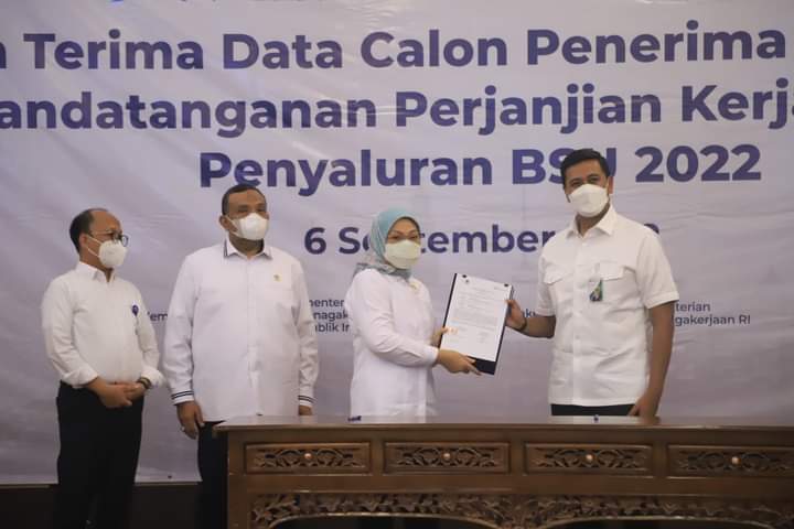 Datanya Sudah Siap, Kemnaker Siap Salurkan Bantuan Subsidi Upah 