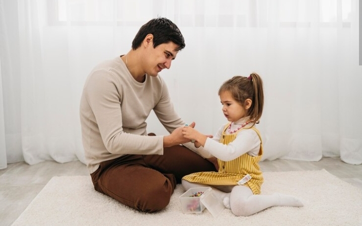 Ini 4 Alasan Kenapa Ayah Jadi Cinta Pertama Anak Perempuannya