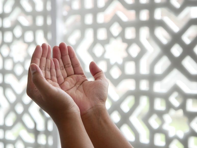 7 Waktu Mustajab Berdoa di Bulan Ramadan 