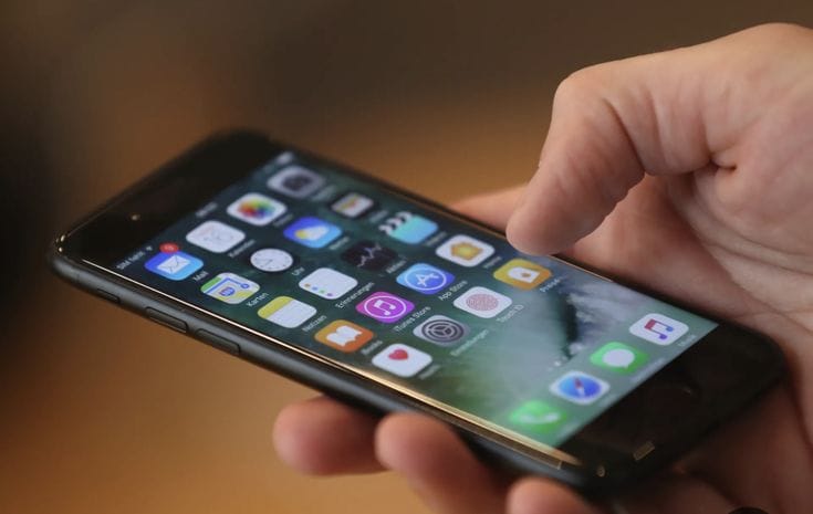 Jangan Tunggu Rusak Total! Ini Tanda HP Sudah Tidak Layak Pakai dan Cara Cek Usianya