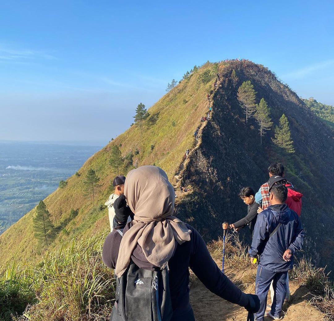 Ramah Bagi Pendaki Pemula, Ini 5 Gunung Terendah di Indonesia yang Memiliki Pemandangan Indah Luar Biasa 