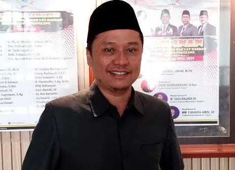 Ketua DPRD Pandeglang Jadi Sasaran Penipuan, Modus Jual Alat Berat Terbongkar!