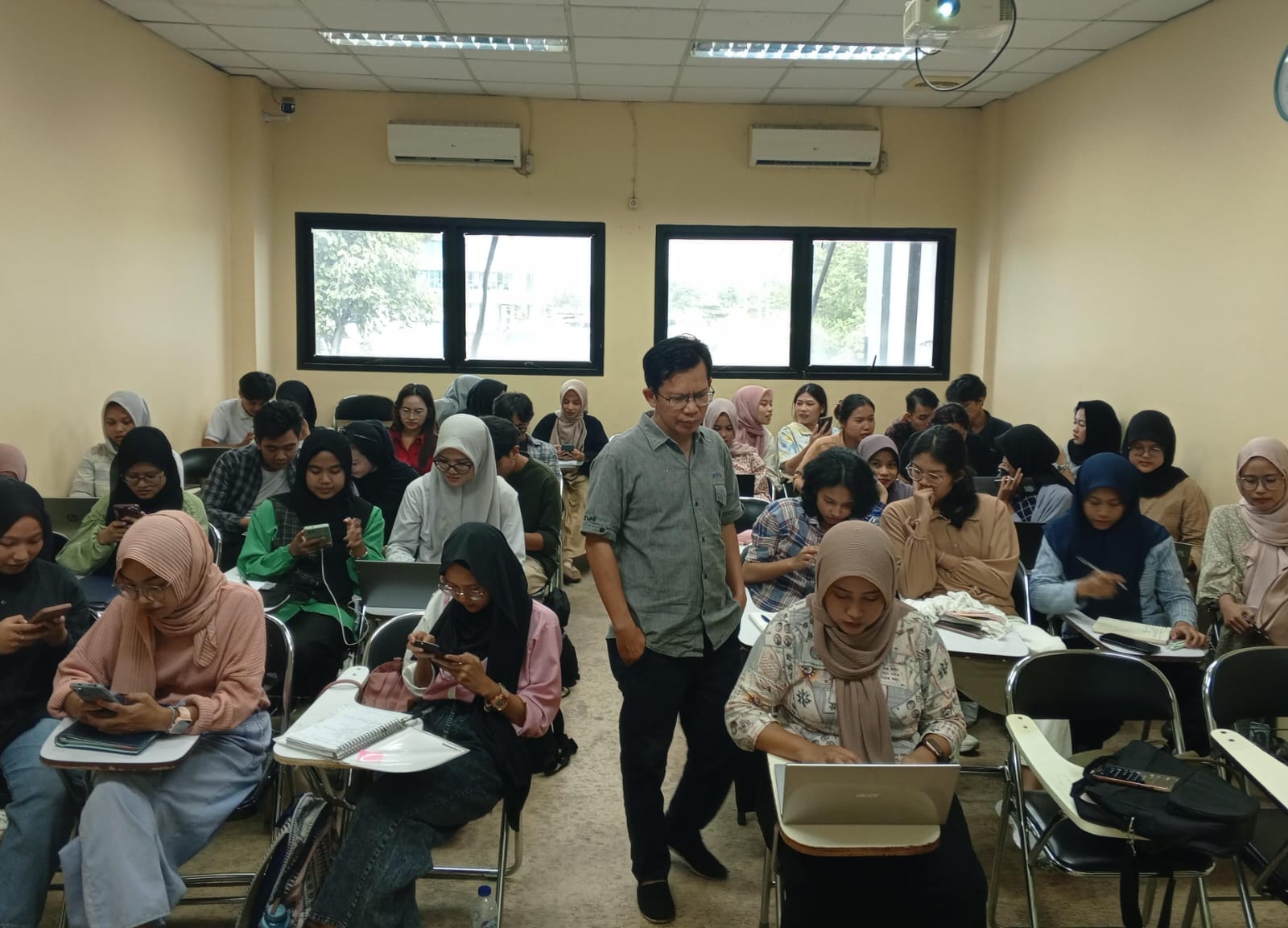 Mahasiswa Untirta Ditantang Buat Project Portal Berita