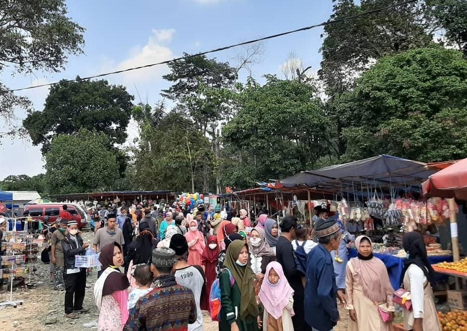 Keramat Cokel Curugbitung Lebak, Tujuan Wisata Religi Ribuan Warga