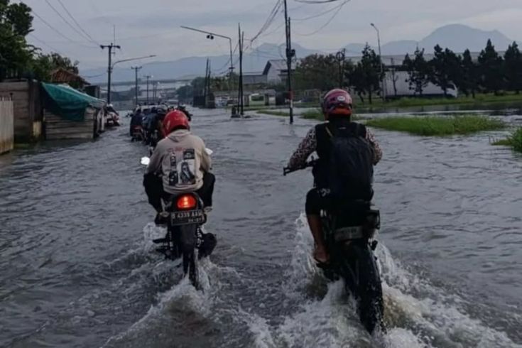 Banjir Serang: 5 Trik Darurat Cegah Diare dan Jamur Kulit Ganas di Posko Pengungsian