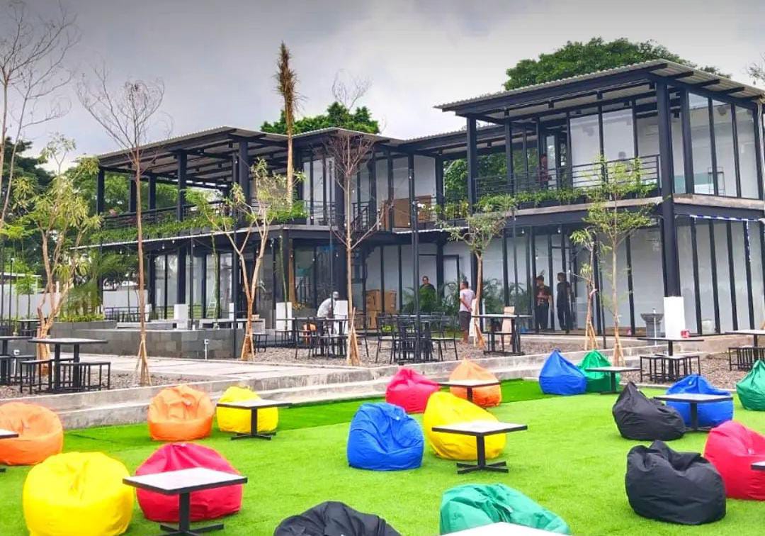 Café Hits Di Serang Dengan Tempat Instagramable