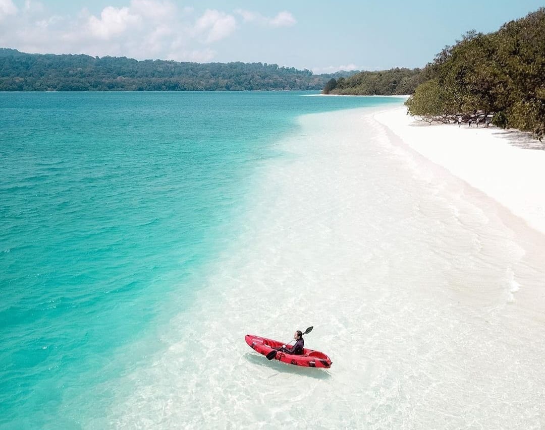 Pulau Peucang, Surga Kecil di Banten Wajib Dikunjungi    