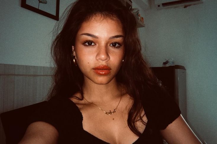 Duck Face Usai, Gen Z Pout Mulai Mendominasi Feed Media Sosial