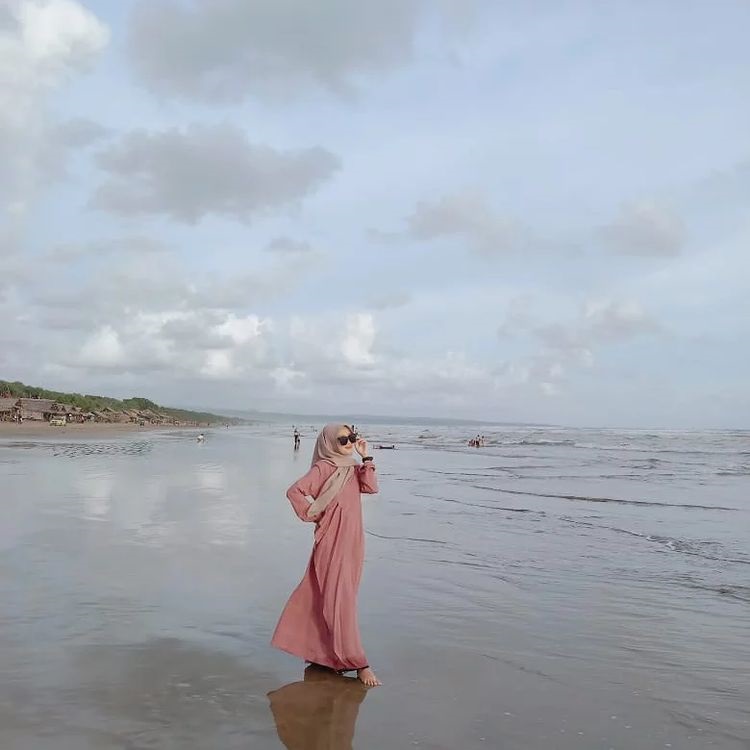 Pantai Bagedur Lebak Banten, Hamparan Pasir Sejauh Mata Memandang