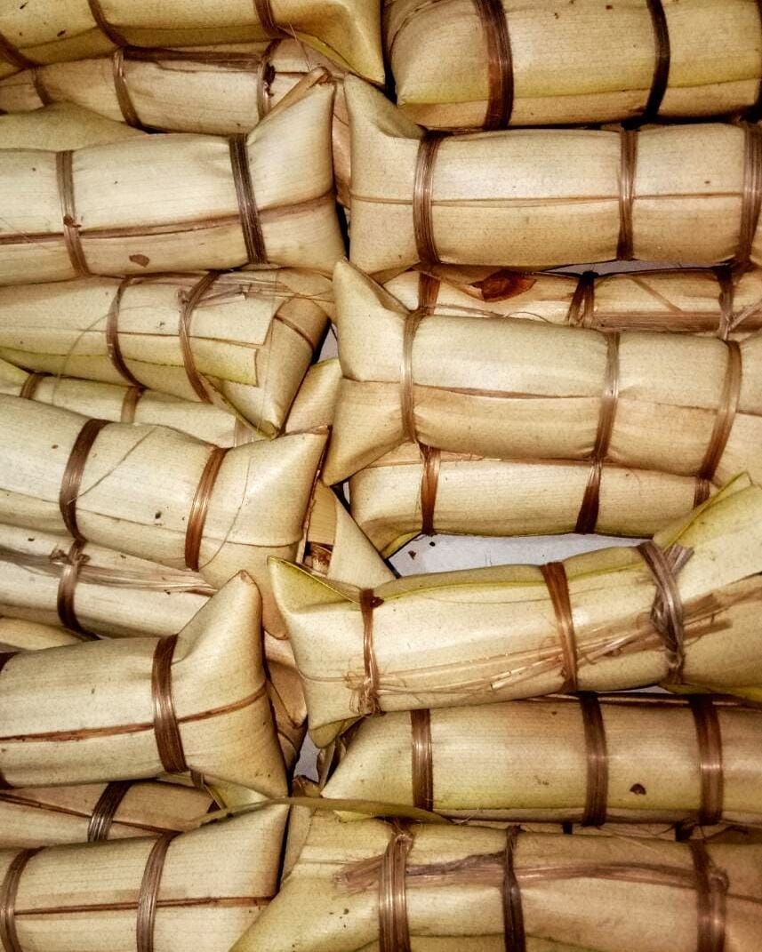 Lepet Pandeglang: Si Kenyal Gurih Peneman Ngopi Paling Pas