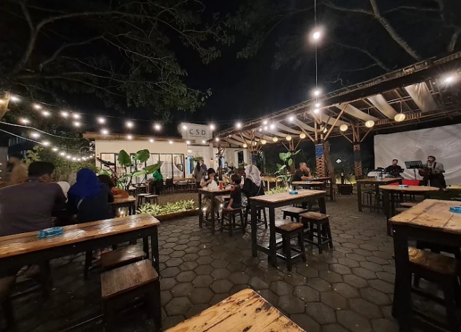‎Destinasi Kuliner Khas Banten dan Tempat Healing Keluarga di Kota Serang