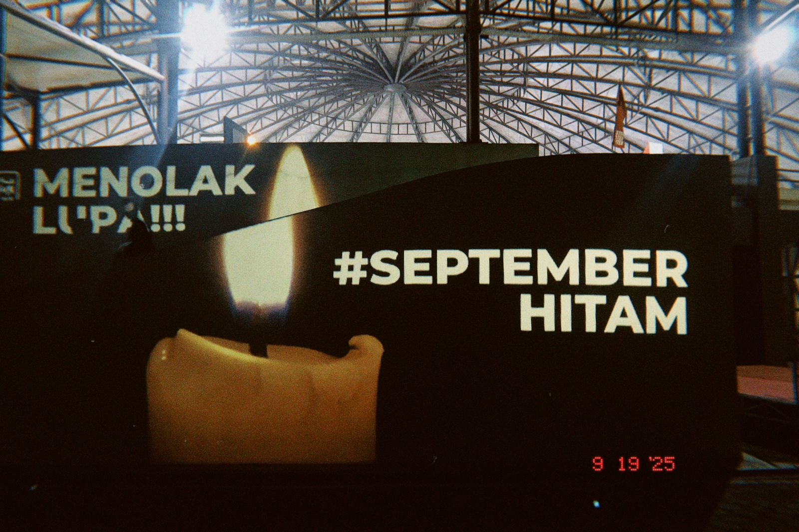 Ramu Layar Tampilkan Video Mapping di Festival Teater Banten 2025