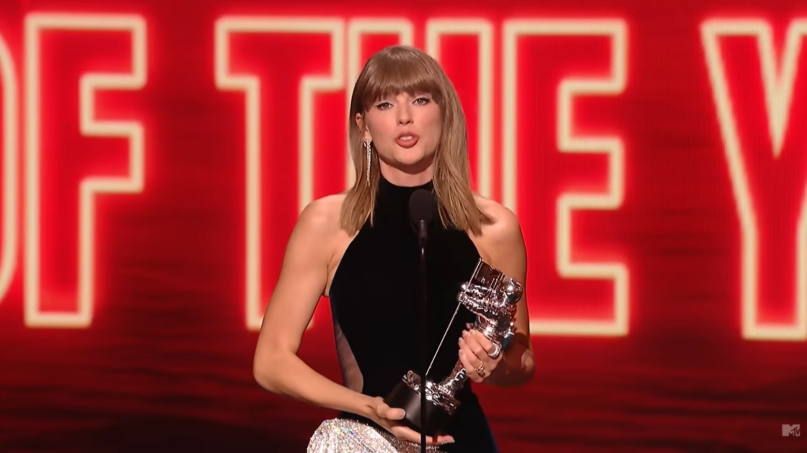 Taylor Swift Cetak Sejarah di MTV VMAs 2026, Raih Penghargaan Artist Director Honors
