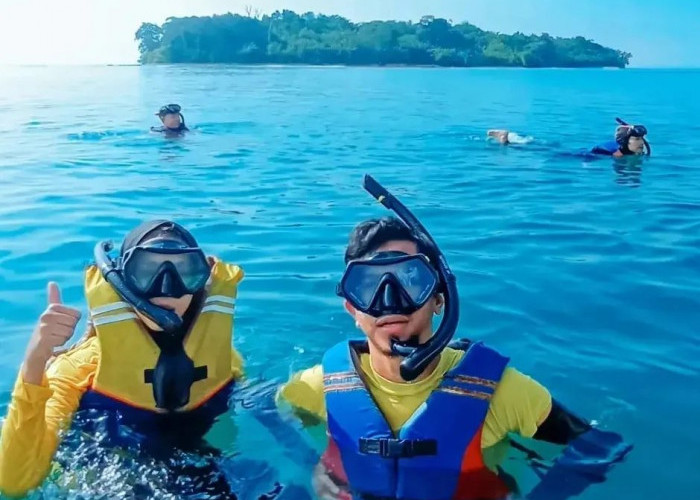 Pulau Liwungan, Destinasi Wisata Pandeglang dengan Spot Snorkeling dan Camping