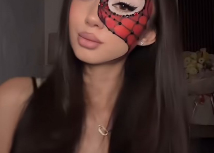 Trend  Make Up Spider Man Lagi Booming, Begini Cara Tampik Bold Tapi Tetap Cantik!