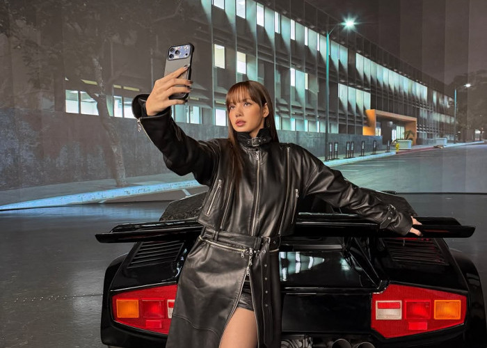 Lisa BLACKPINK Masih Jadi Sorotan Usai Penampilan Valentine yang Memukau