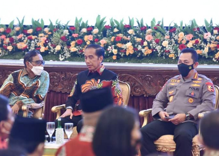 Di Depan Jokowi, Kapolri Beberkan Penangkapan Kapolda Jatim Irjen Teddy Minahasa 