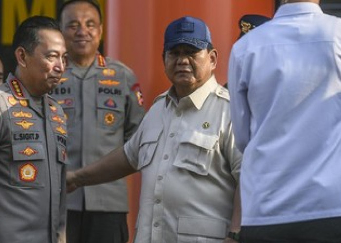 Kapolri Temui Prabowo di Istana, Laporkan Situasi Keamanan Terkini