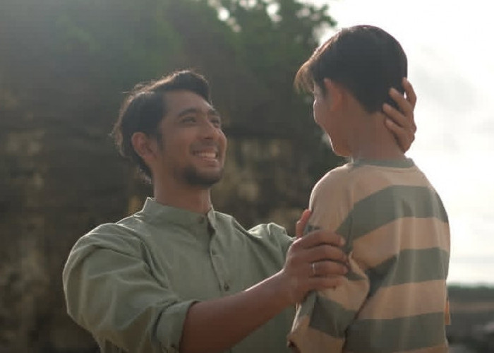 Arya Saloka Kembali Berhadapan dengan Teror Gaib, Film Horor Munafik Melawan Iblis Tayang September