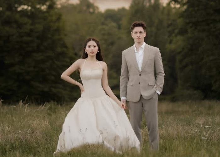 Prewedding Jennifer Christie dan Mas Bule Curi Perhatian, Nuansa Romantis Kampung Halaman Bikin Meleleh
