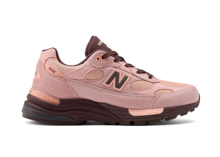 New Balance Hadirkan Made in USA 992 dengan Colorway Cerah “Pink Chalk”