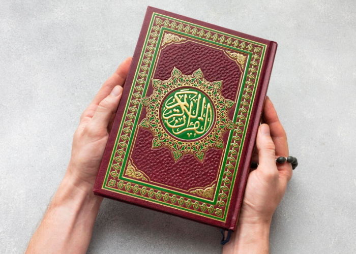 Cara Khatam Al-Quran 30 Juz Bagi Perempuan di Bulan Ramadan