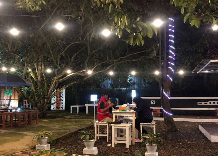 Boskai Café Garden: Ruang Nongkrong Asri di Menes yang Menenangkan Pikiran