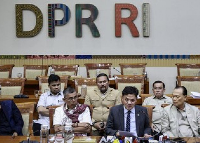 Komisi III DPR Gelar Uji 14 Calon Hakim Agung dan Ad Hoc