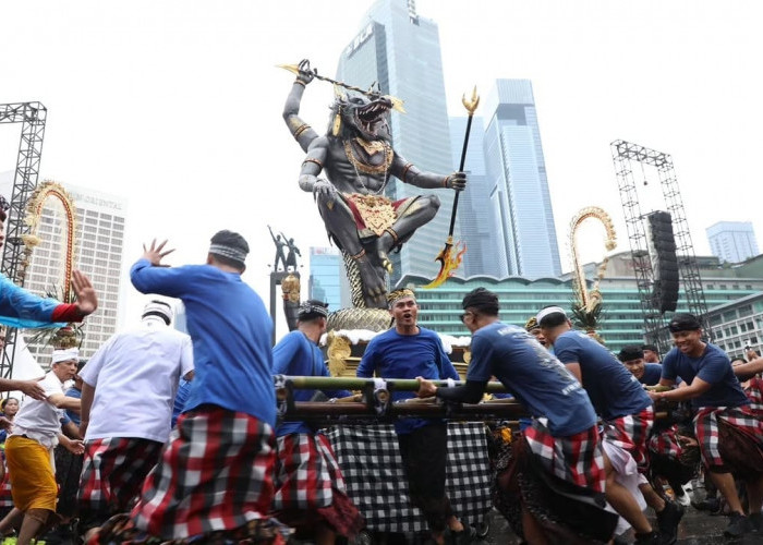 Ogoh-Ogoh Raksasa Ramaikan Bundaran HI, Pawai Nyepi 2026 Jadi Sorotan Warga Jakarta